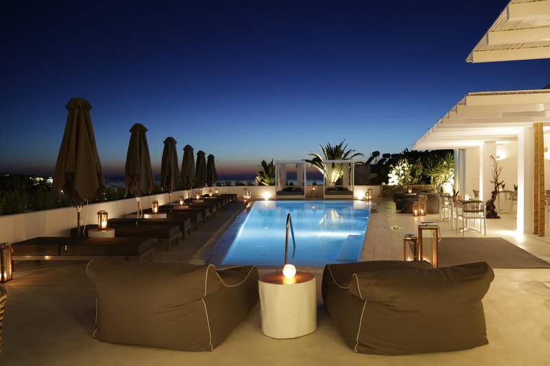 Livin Mykonos Hotel 12