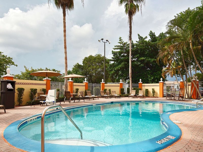Best Western Fort Myers Inn & Suites 7