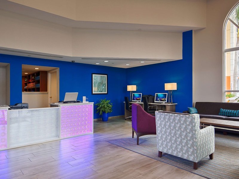 Best Western Fort Myers Inn & Suites 9