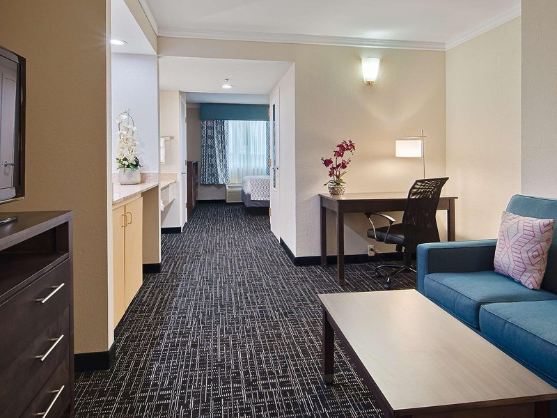 Best Western Fort Myers Inn & Suites 19