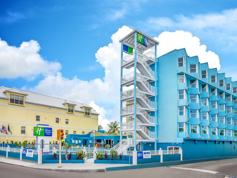 Holiday Inn Express & Suites Nassau 3