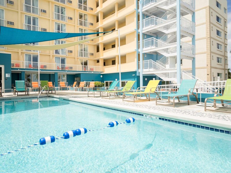 Holiday Inn Express & Suites Nassau 12