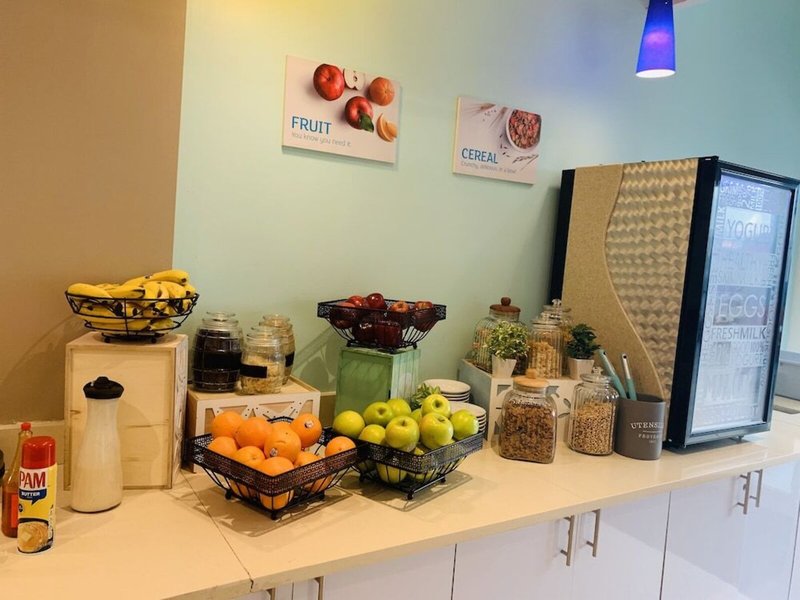 Holiday Inn Express & Suites Nassau 21