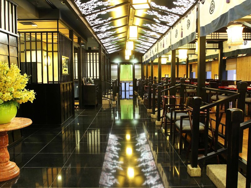 LOTTE Hotel Saigon 14