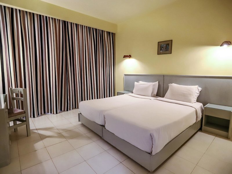 Sunny Days Mirette 21