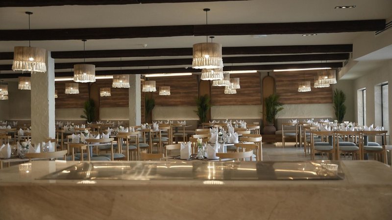 Sunny Days Mirette 12