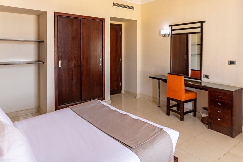 Sunny Days Mirette 14