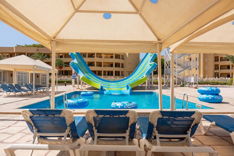 Sunny Days Mirette Family Aqua Park Resort 25