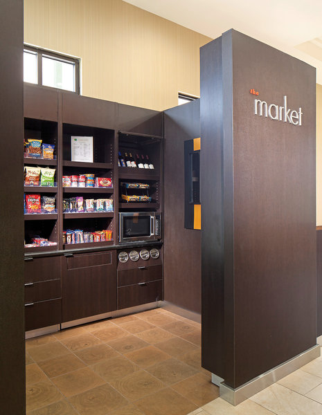 Courtyard Fort Lauderdale East 9