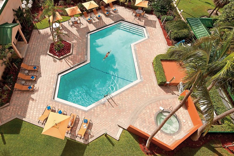 Courtyard Fort Lauderdale East 11
