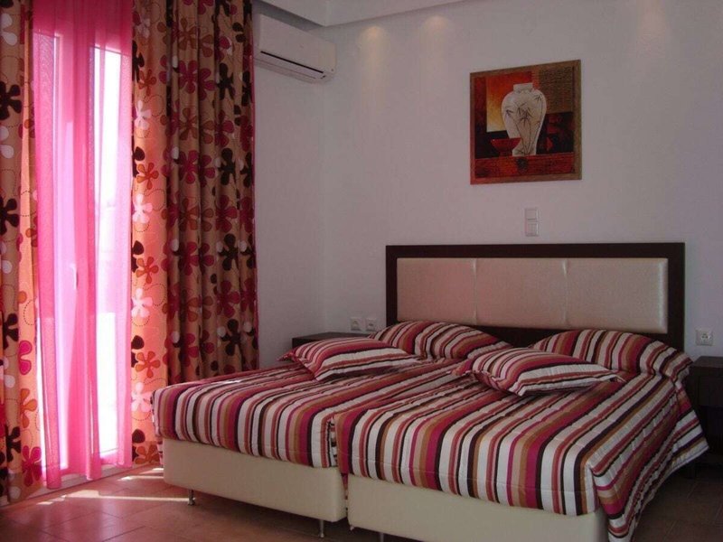 Elena Suites 10