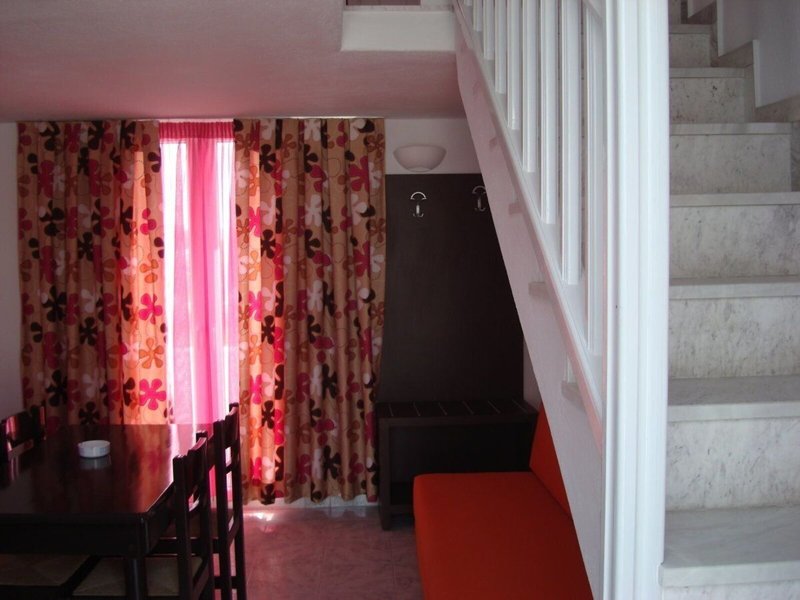 Elena Suites Hotel 1