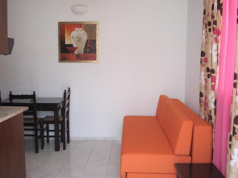 Elena Suites Hotel 3