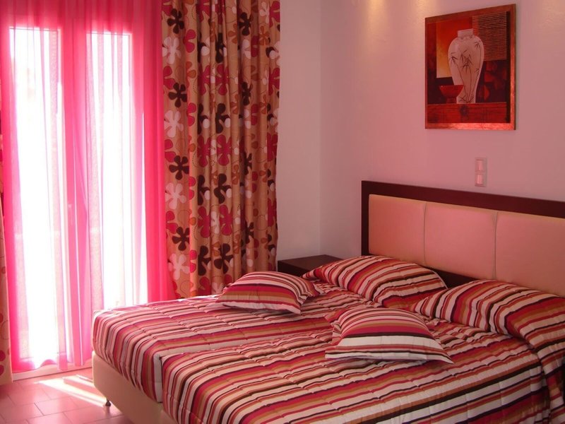 Elena Suites Hotel 5