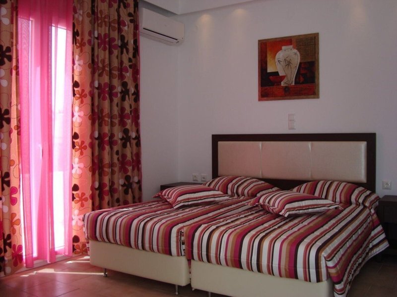 Elena Suites Hotel 7