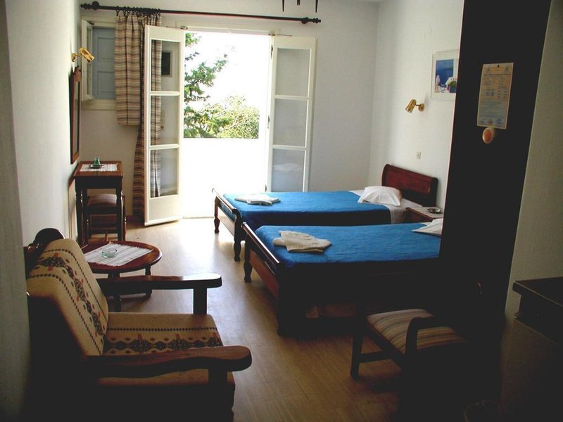 Elena Suites Hotel 8