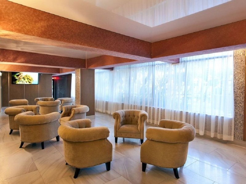 Royal Beach Palace Hotel 7