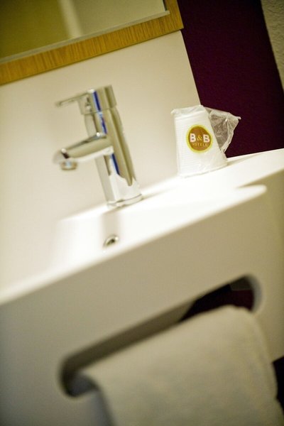 B&B Hotel Montpellier Le Millenaire 25