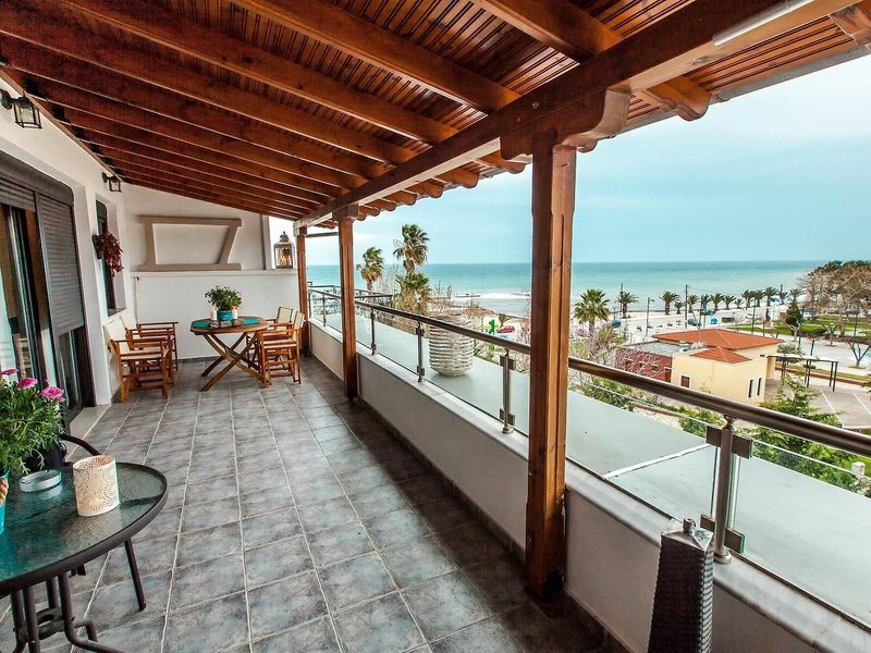 Aqua Mare Sea Side 6