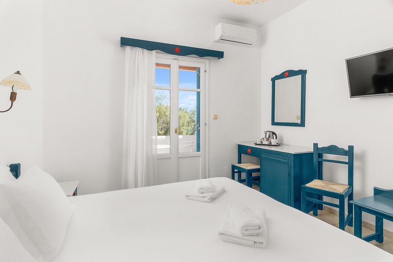 Paros Inn Hotel 2