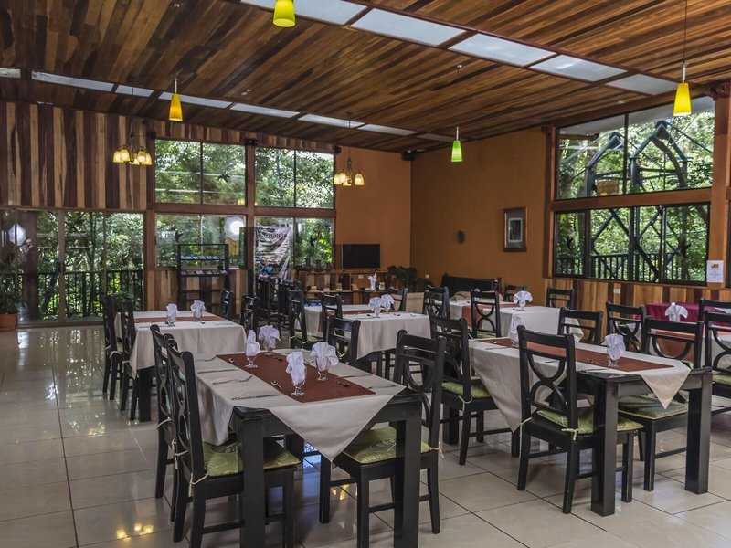 Jaguarundi Lodge 18