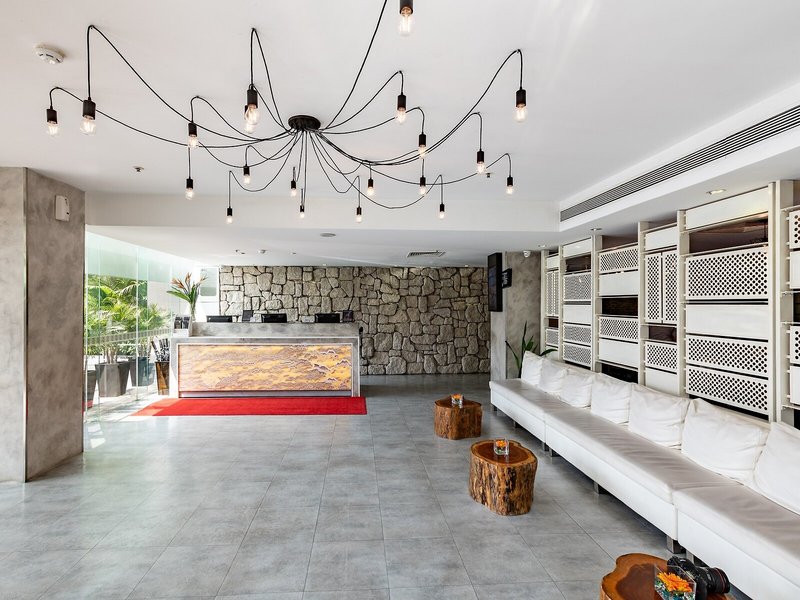 Bay Hotel Ho Chi Minh 3
