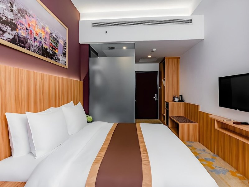 Bay Hotel Ho Chi Minh 16