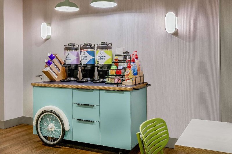 Spark by Hilton Denver International Airport