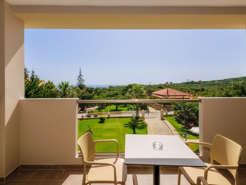 Remezzo Studios & Apartments 8