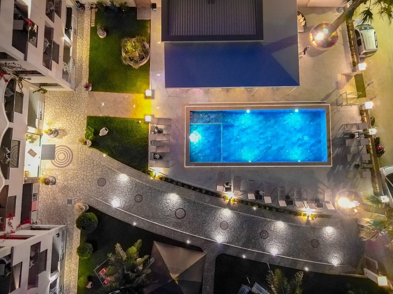 Remezzo Studios & Apartments 13