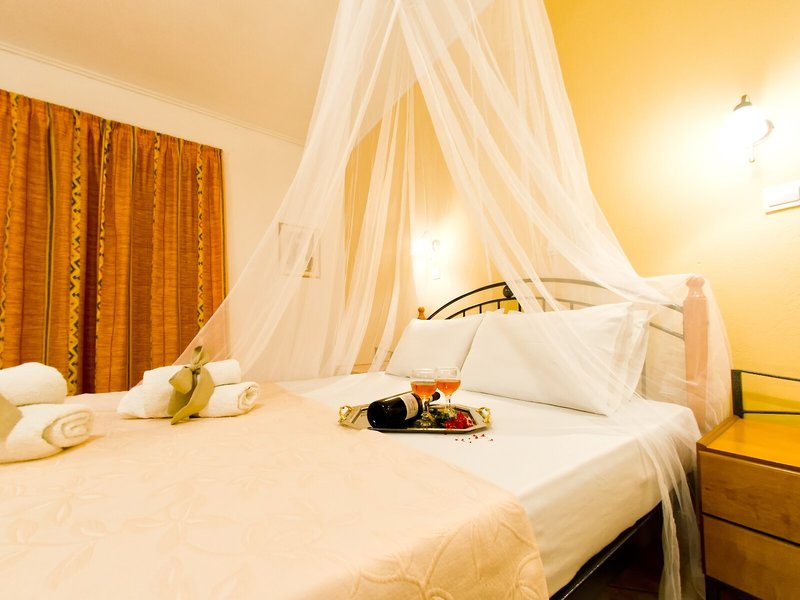 Remezzo Studios & Apartments 30