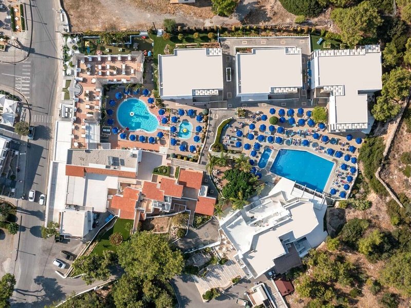 Pefkos Beach Hotel 1