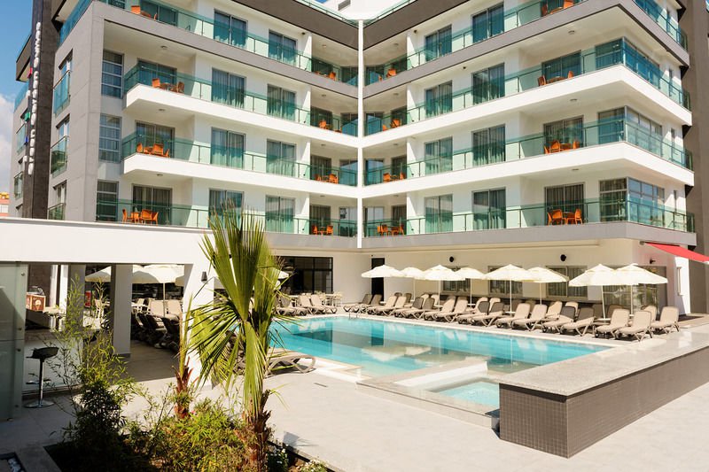 Green Garden Suite Hotel 6