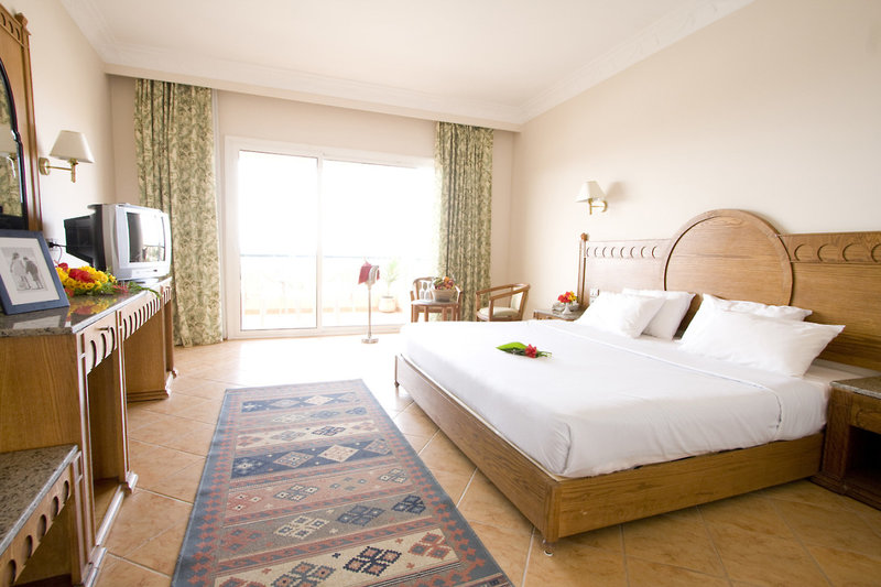 Utopia Beach Club 15