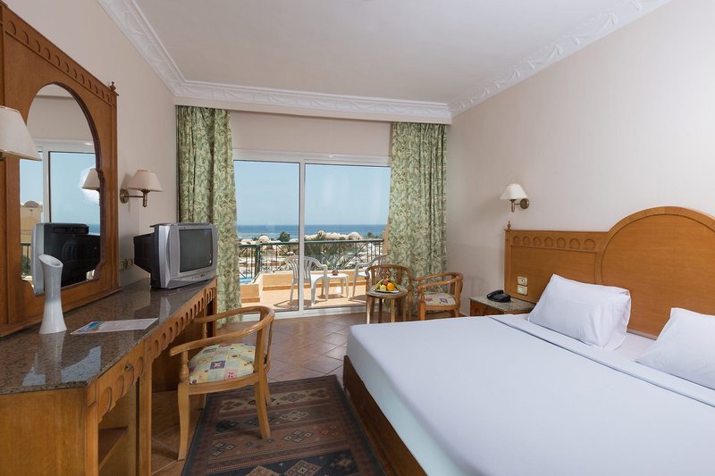 Utopia Beach Club 24