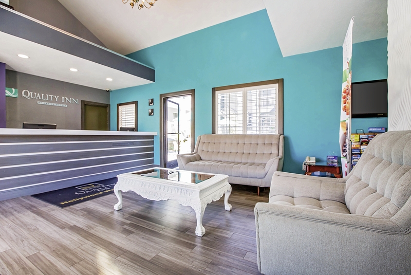 Quality Inn Near Hollywood Walk of Fame 3