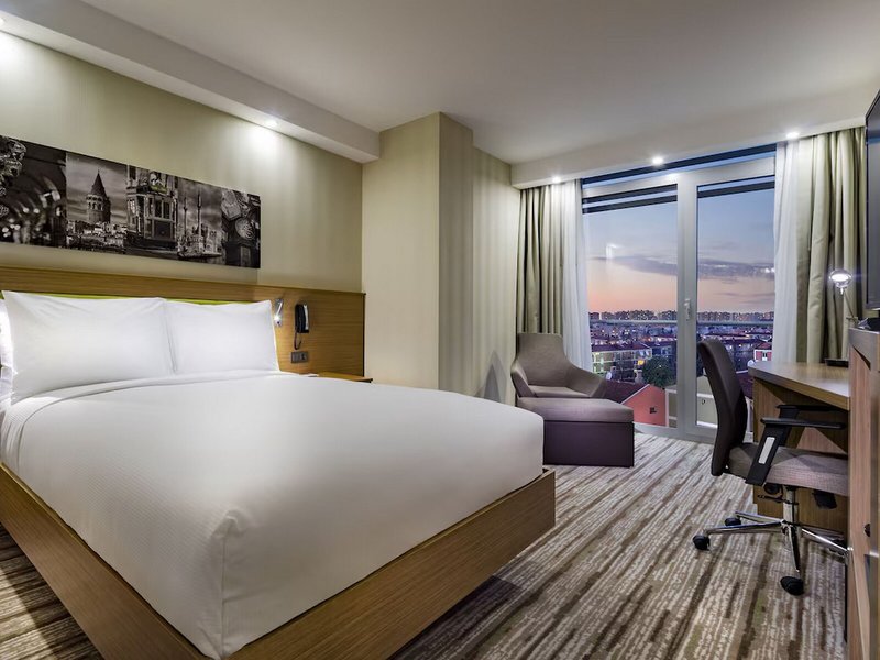 Hampton by Hilton Istanbul Atakoy 14