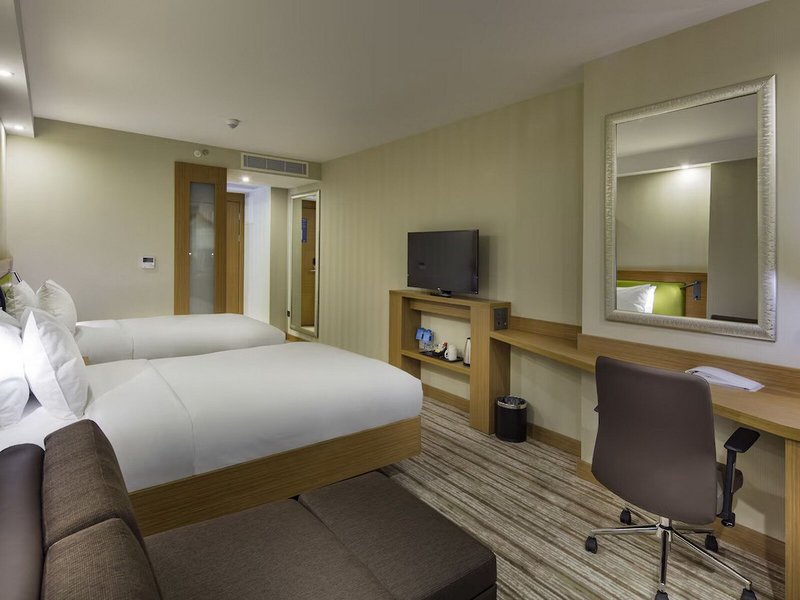 Hampton by Hilton Istanbul Atakoy 19