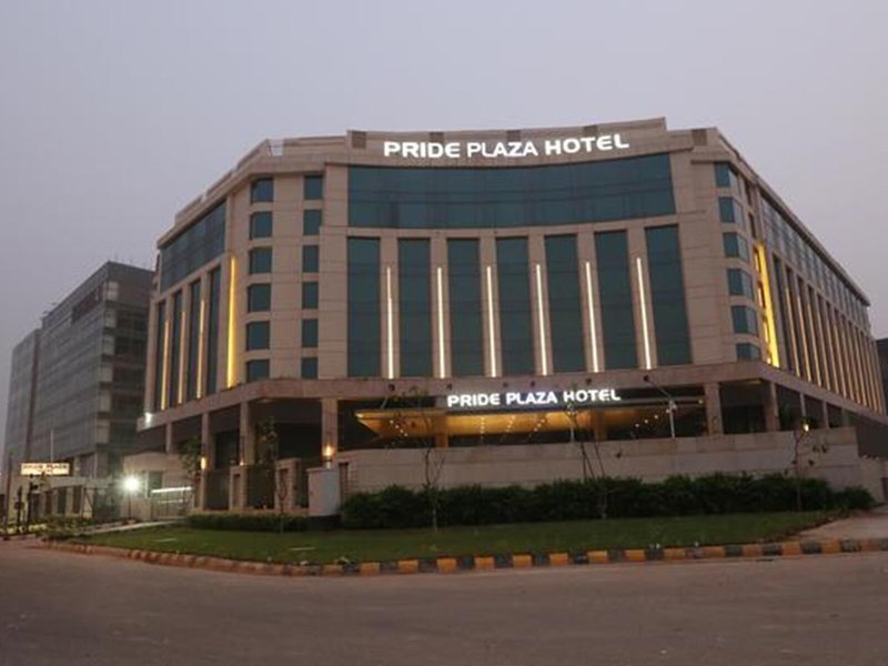 The Pride Plaza Hotel Aerocity 3