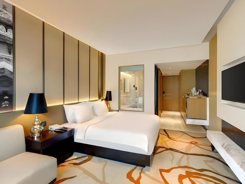 The Pride Plaza Hotel Aerocity 27