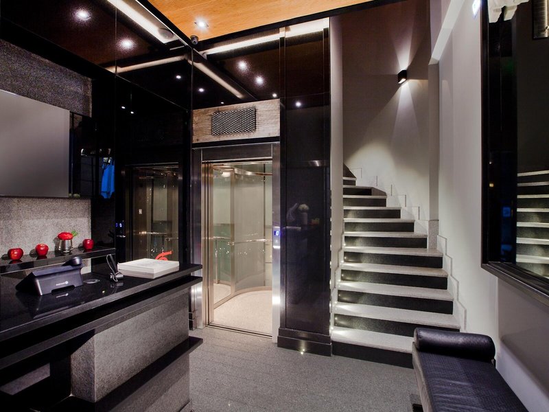 MET34 Athens Hotel