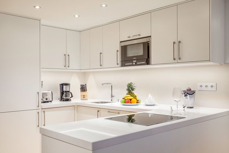 Pine Cliffs Ocean Suites, a Luxury Collection Resort 9