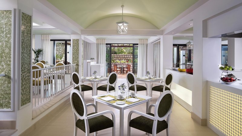 Pine Cliffs Ocean Suites, a Luxury Collection Resort 35