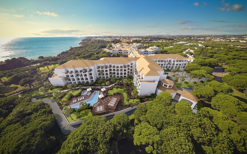 Pine Cliffs Ocean Suites, a Luxury Collection Resort