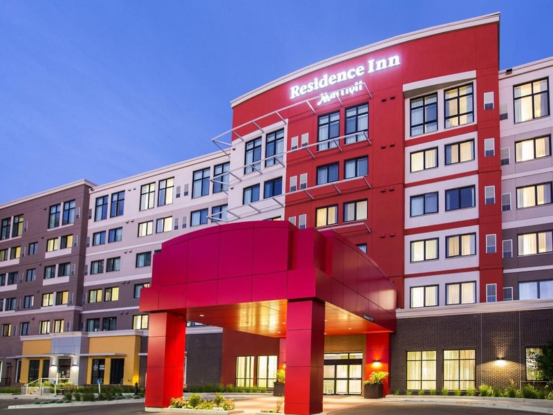 Residence Inn Calgary South 1