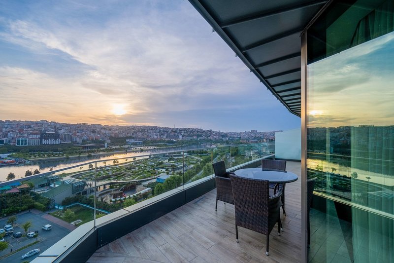 Clarion Hotel Golden Horn 1