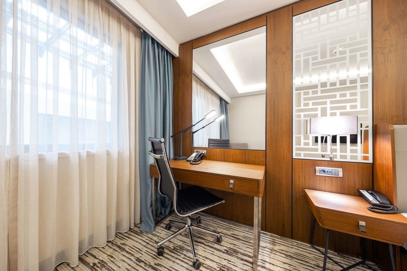 Clarion Hotel Golden Horn 4