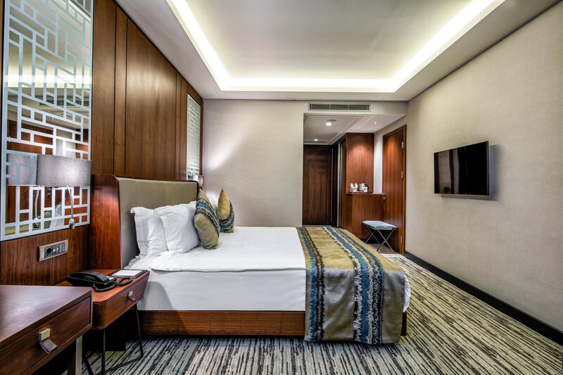 Clarion Hotel Golden Horn 10