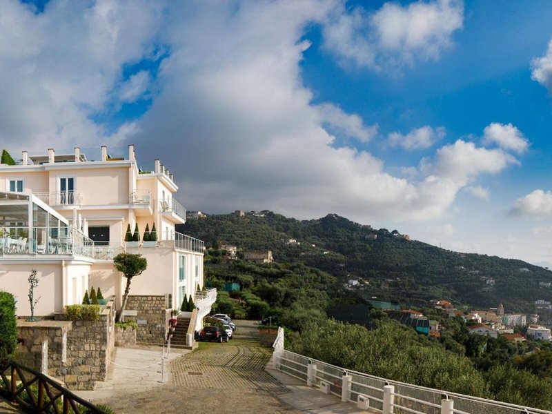 Villa Fiorella Art Hotel 3