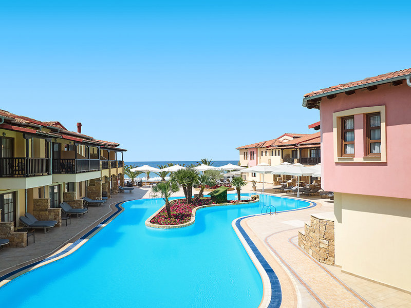 Anthemus Sea Beach Hotel & Spa 10